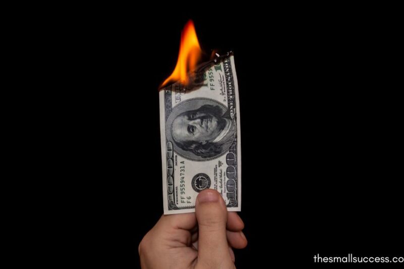 How to Stop Wasting Money: 10 Habits That Quietly Drain Your Wallet