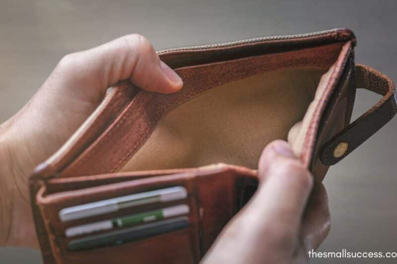 7 Spending Habits That Are Quietly Draining Your Bank Account